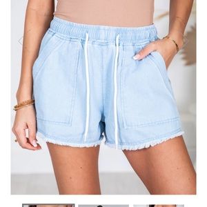 NWT PINKLILY CHAMBRAY SHORTS
